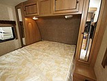 2015 Cruiser RV Shadow Cruiser Photo #8