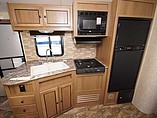 2015 Cruiser RV Shadow Cruiser Photo #12