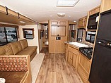 2015 Cruiser RV Shadow Cruiser Photo #9