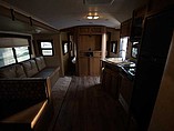 2015 Cruiser RV Shadow Cruiser Photo #9