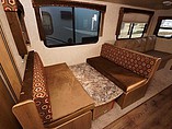 2015 Cruiser RV Shadow Cruiser Photo #11