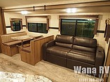 2015 Cruiser RV Shadow Cruiser Photo #10