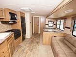 2016 Cruiser RV Shadow Cruiser Photo #6