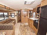 2016 Cruiser RV Shadow Cruiser Photo #7
