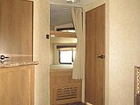 2016 Cruiser RV Shadow Cruiser Photo #18