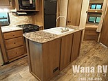 2016 Cruiser RV Shadow Cruiser Photo #14