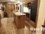 2016 Cruiser RV Shadow Cruiser Photo #15