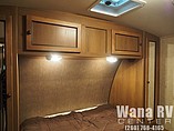 2016 Cruiser RV Shadow Cruiser Photo #17