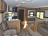 2015 Cruiser RV Shadow Cruiser Photo #4