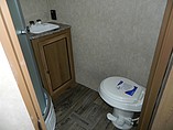2015 Cruiser RV Shadow Cruiser Photo #11