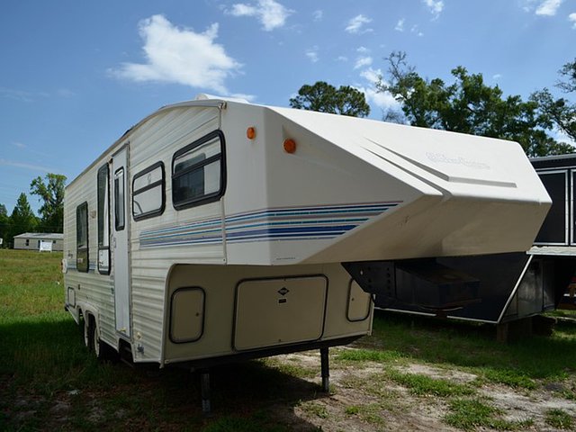 1994 Cruiser RV Shadow Cruiser Photo