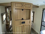 2015 Cruiser RV Shadow Cruiser Photo #6