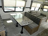2015 Cruiser RV Shadow Cruiser Photo #11