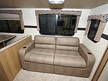 2015 Cruiser RV Shadow Cruiser Photo #11