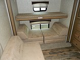 2015 Cruiser RV Shadow Cruiser Photo #11