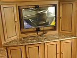 2015 Cruiser RV Shadow Cruiser Photo #14