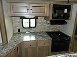 2015 Cruiser RV Shadow Cruiser Photo #12