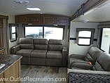 2016 Cruiser RV Shadow Cruiser Photo #13
