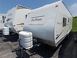 2005 Cruiser RV Shadow Cruiser Photo #2