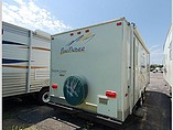 2005 Cruiser RV Shadow Cruiser Photo #5