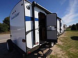 2015 Cruiser RV Shadow Cruiser Photo #5