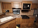 2015 Cruiser RV Shadow Cruiser Photo #9
