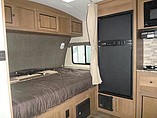 2015 Cruiser RV Shadow Cruiser Photo #7