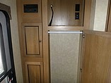 2015 Cruiser RV Shadow Cruiser Photo #9