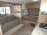 2015 Cruiser RV Shadow Cruiser Photo #12