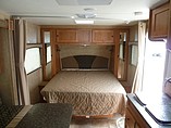 2013 Cruiser RV Shadow Cruiser Photo #5
