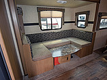 2015 Cruiser RV Shadow Cruiser Photo #7