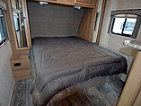 2015 Cruiser RV Shadow Cruiser Photo #8