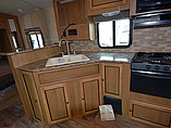 2015 Cruiser RV Shadow Cruiser Photo #13