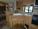 2015 Cruiser RV Shadow Cruiser Photo #9