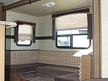 2015 Cruiser RV Shadow Cruiser Photo #9