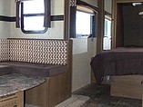 2015 Cruiser RV Shadow Cruiser Photo #11