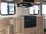 2015 Cruiser RV Shadow Cruiser Photo #19