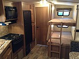 2015 Cruiser RV Shadow Cruiser Photo #12