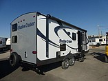 2015 Cruiser RV Shadow Cruiser Photo #6