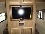 2016 Cruiser RV Shadow Cruiser Photo #7