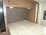 2015 Cruiser RV Shadow Cruiser Photo #6