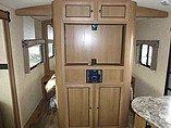 2015 Cruiser RV Shadow Cruiser Photo #13
