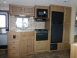 2015 Cruiser RV Shadow Cruiser Photo #17