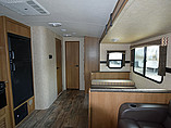 2015 Cruiser RV Shadow Cruiser Photo #9