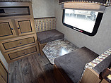 2015 Cruiser RV Shadow Cruiser Photo #14