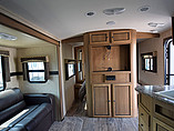 2015 Cruiser RV Shadow Cruiser Photo #8