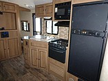 2015 Cruiser RV Shadow Cruiser Photo #12