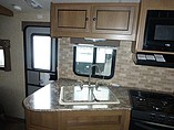 2015 Cruiser RV Shadow Cruiser Photo #15