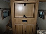 2015 Cruiser RV Shadow Cruiser Photo #17