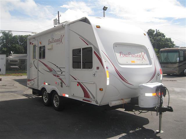 2011 Cruiser RV Shadow Cruiser Photo